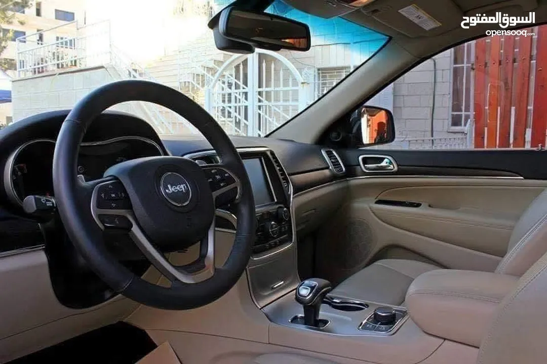 جراند شيروكي 2014