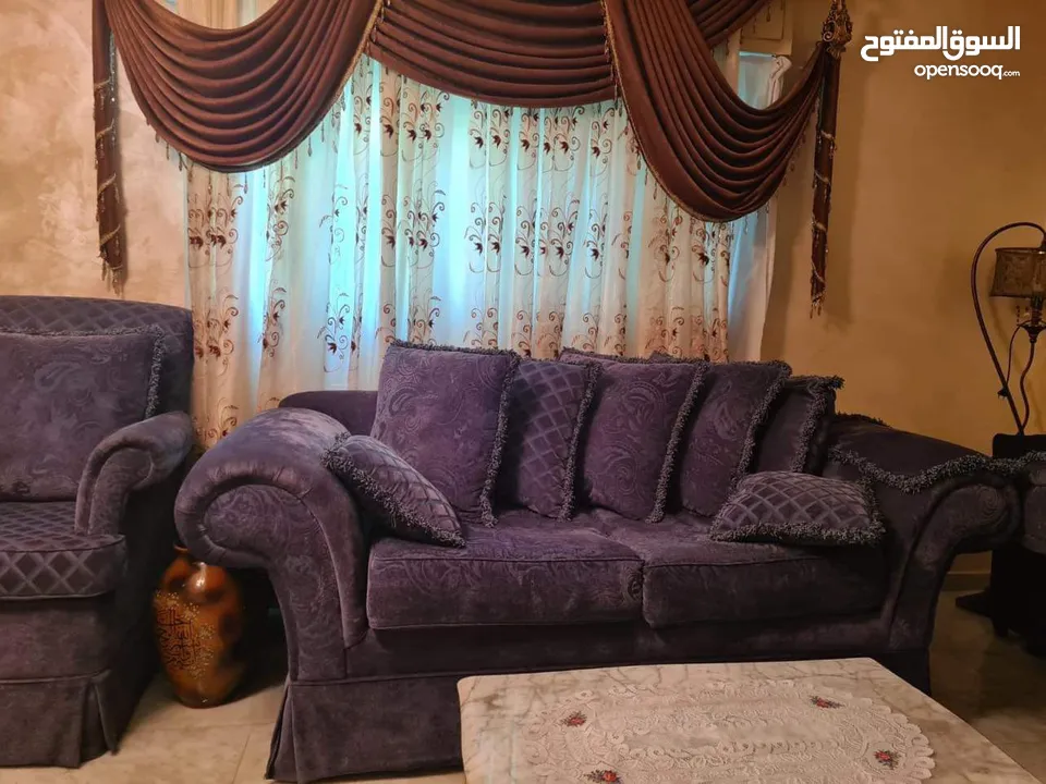 من المملكة العربية السعودية ، تفصيل خشب زان مخمل أمريكي
