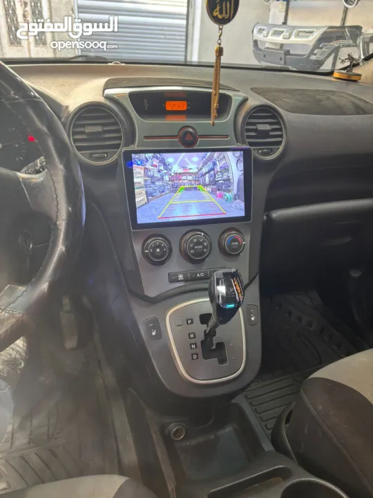 جيب كيا كارينز 2009