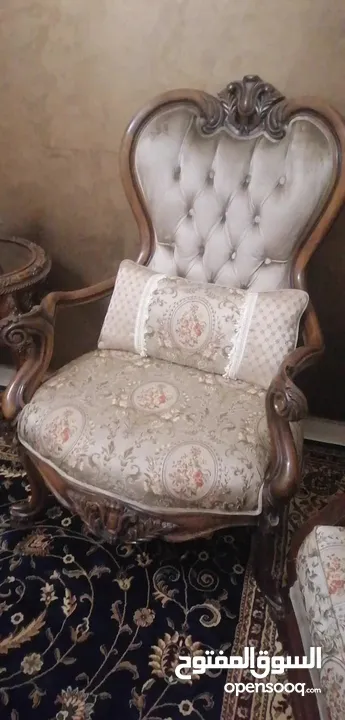 كنب مستعمل للبيع بحال الوكاله