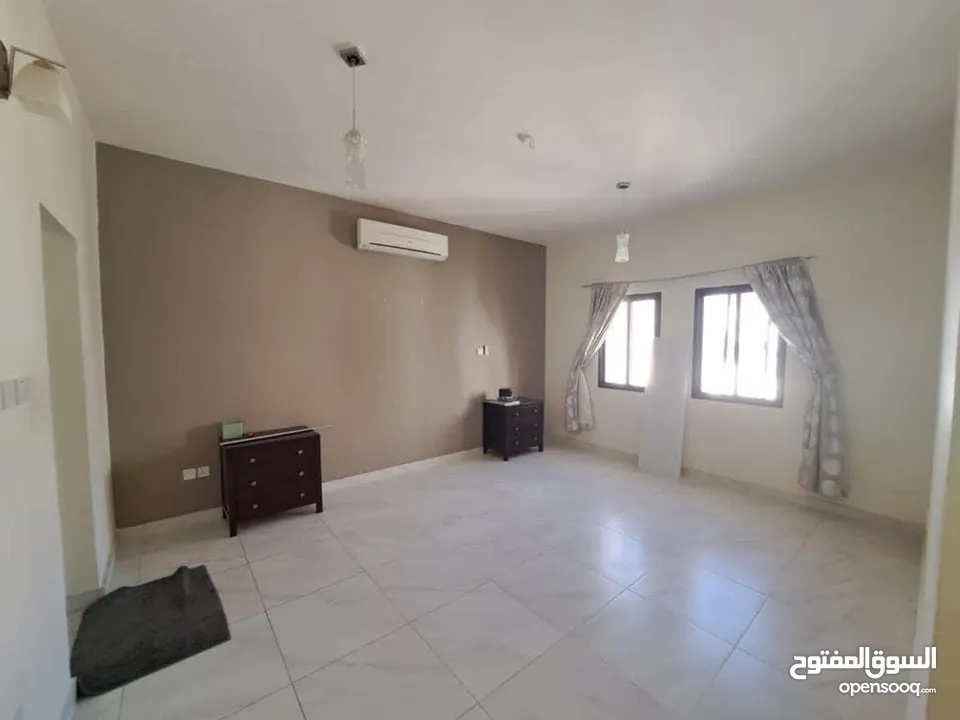 Flat for rent in wattayah