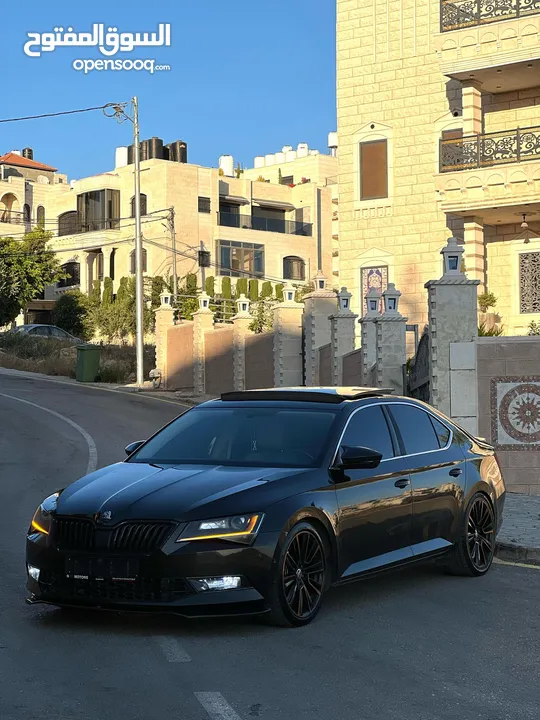 سكودا سوبيرب بنزين 4\4