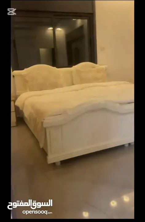 فيلا واسعة للايجار