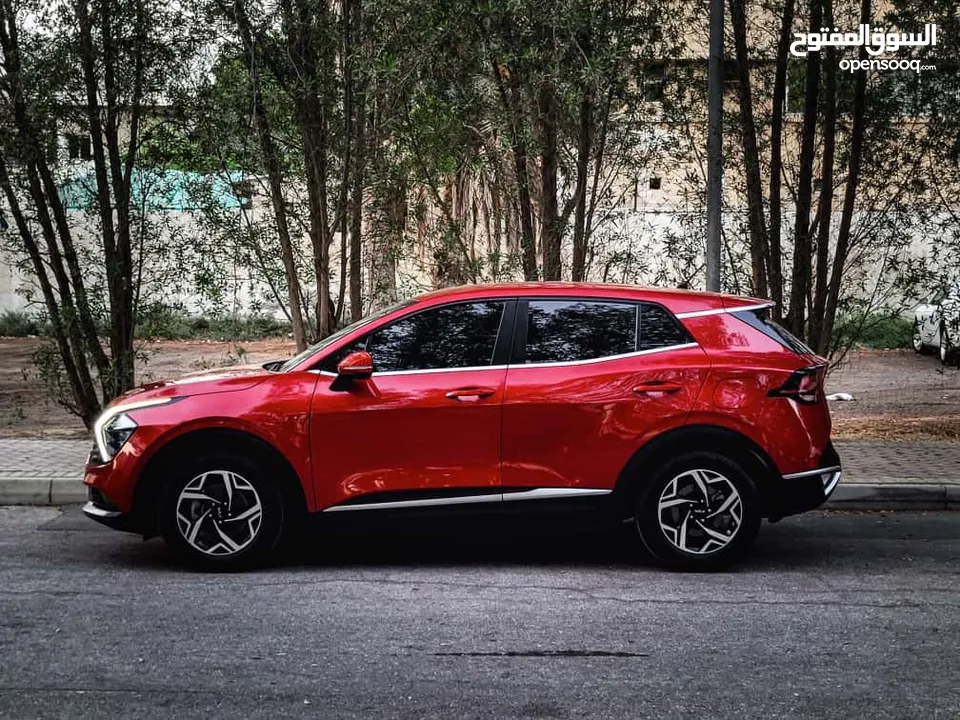 KIA SPORATGE MODEL 2023 SINGLE OWNER ZERO ACCIDENT 5 YEARS WARRANTY LOW KILOMETERS SUV FOR SALE