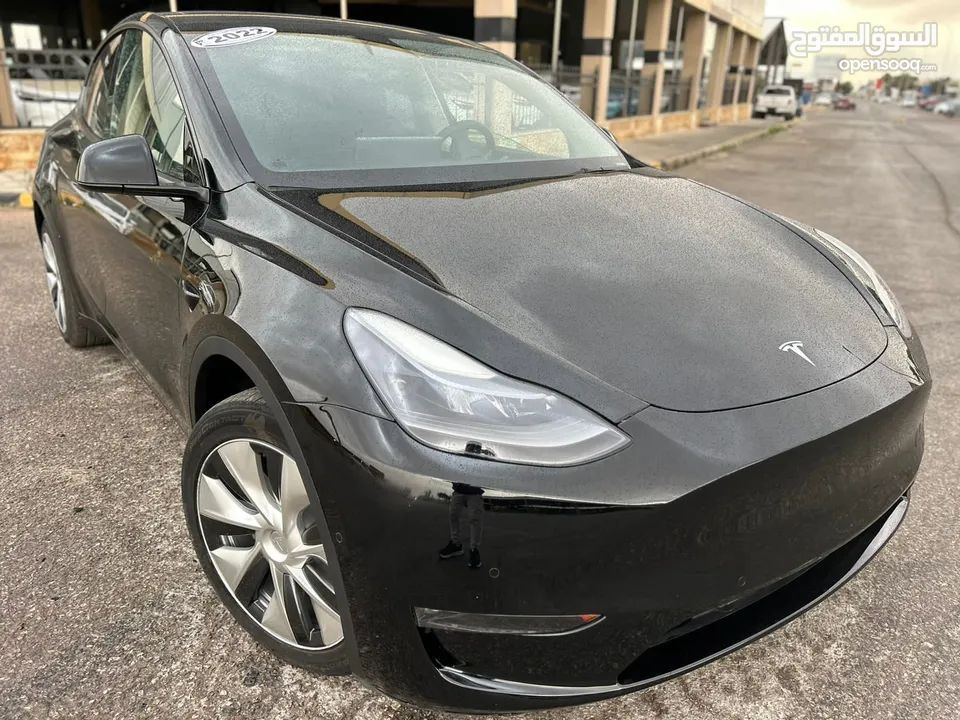 TESLA MODEL Y 2022 LONG-RANGE DUAL MOTOR-7 Seats  (سبع مقاعد)