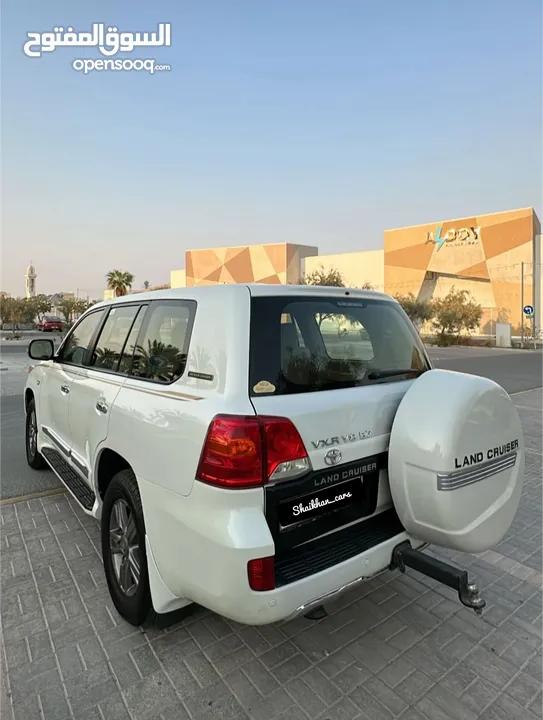 Toyota L/Cruiser VXR 5.7 - 2014