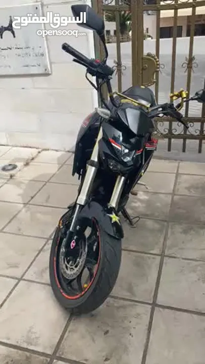 للبيع دراجة بانندا 300cc