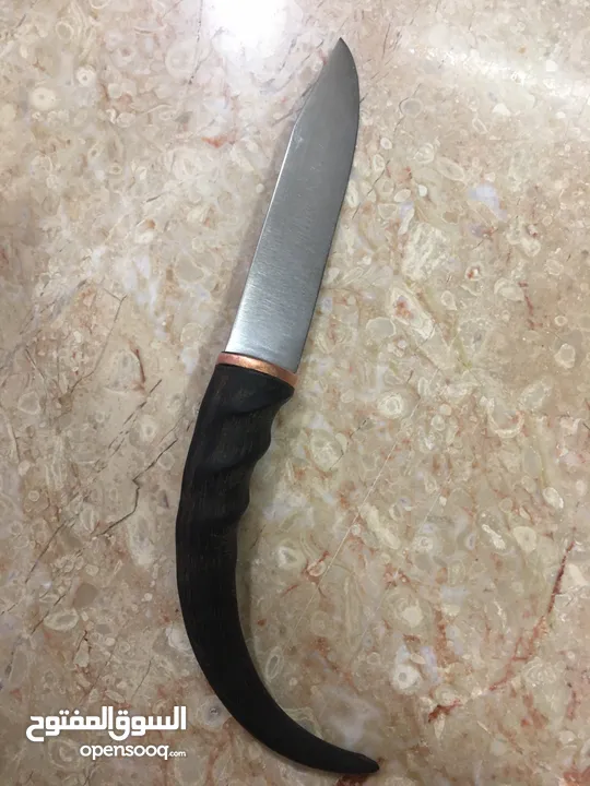 سكين قرن غزال ذكر عماني  السكين جديده 100٪؜
