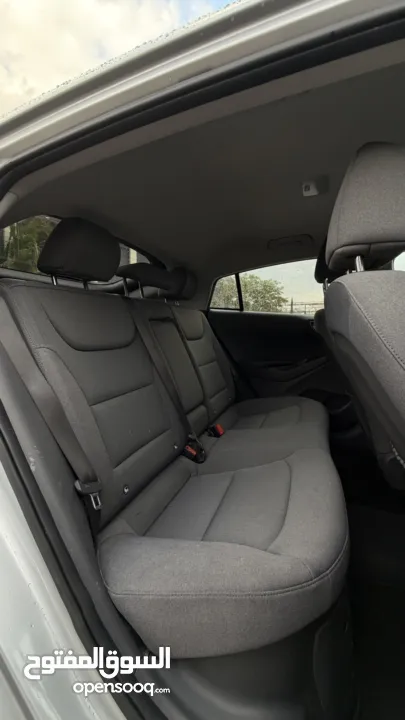 هونداي ايونك ترخيص 2022 محرك 1600 هايبرد جير أوتوماتيك 141 حصان