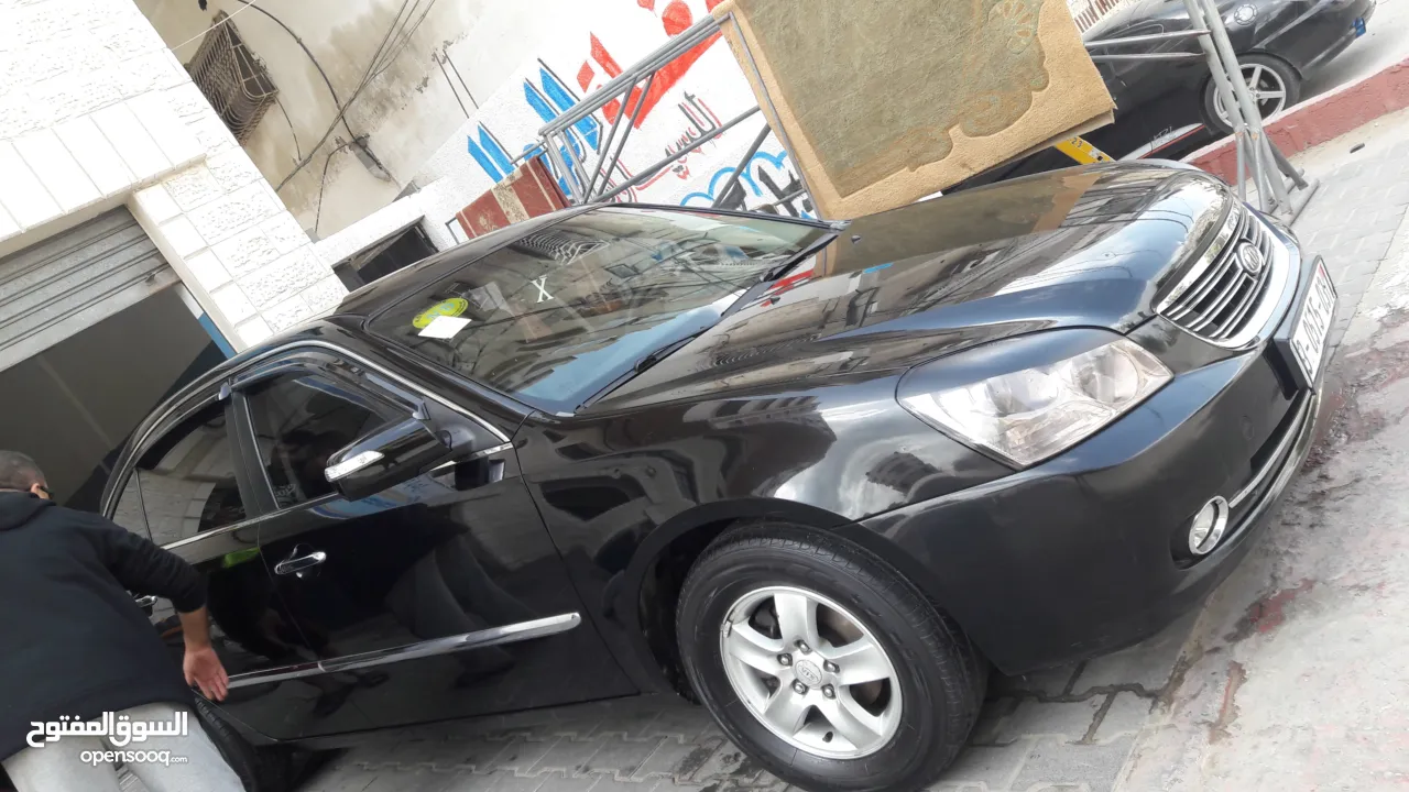 سيارة كايا لوتز 2008 لون اسود