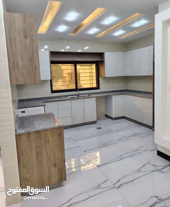 متوفر شقق بجميع مناطق عمان