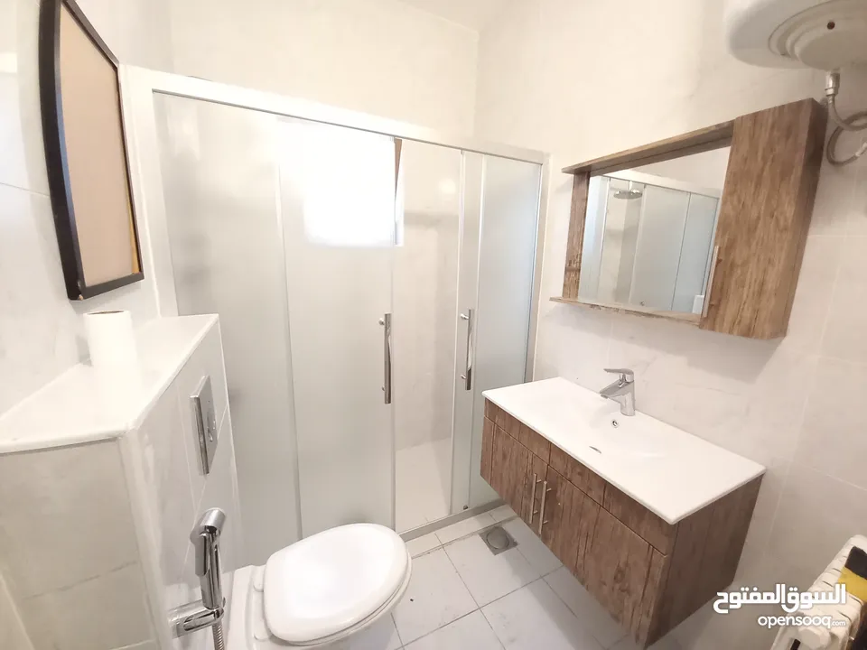 شقة مفروشة للإيجار في الشميساني ( Property 42860 )-174925470