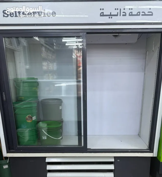 ثلاجة خدمة ذاتية للبيع بسعر حرق