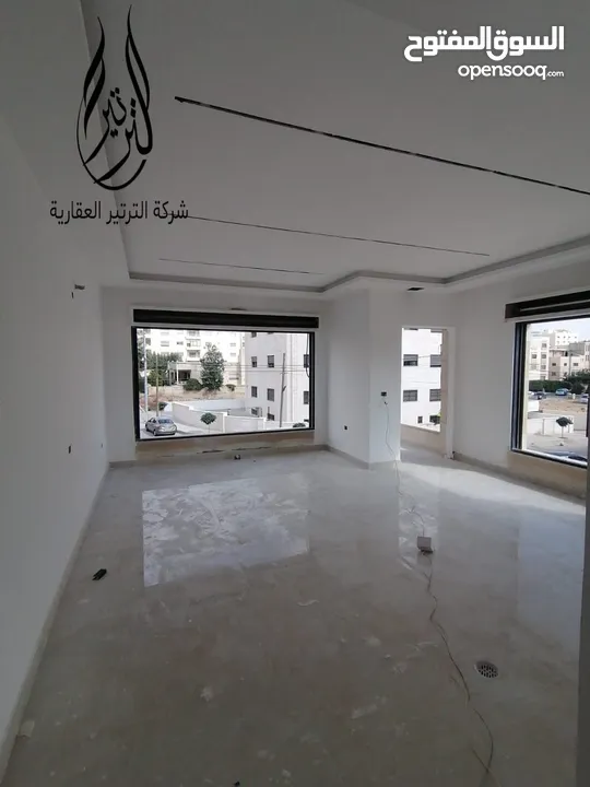 شقة مميز للبيع طابق ارضي يمين في البنيات بالقرب من جامعة البترا