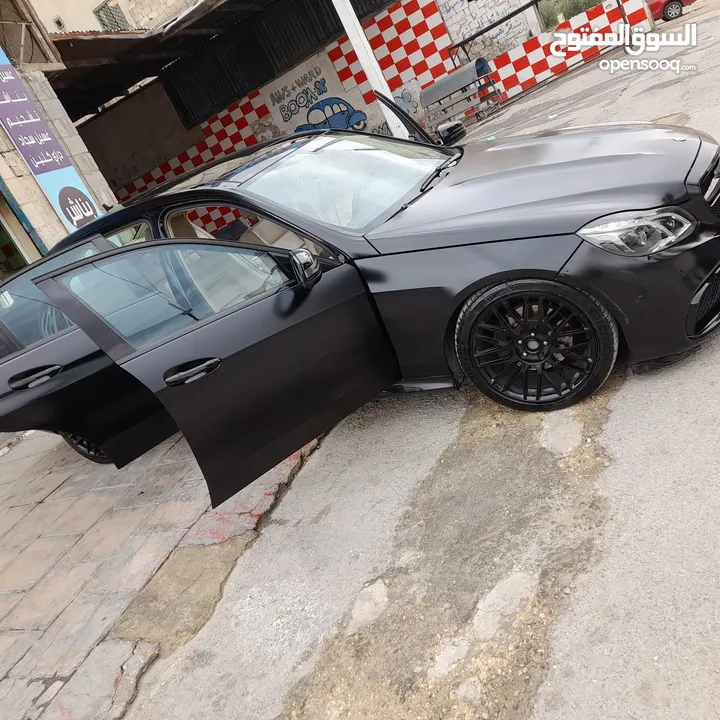 محطة غسيل وخدمة سيارات