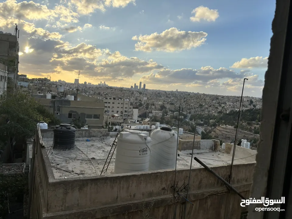 شقة ذات إطلالة بانورامية للإيجار في جبل التاج