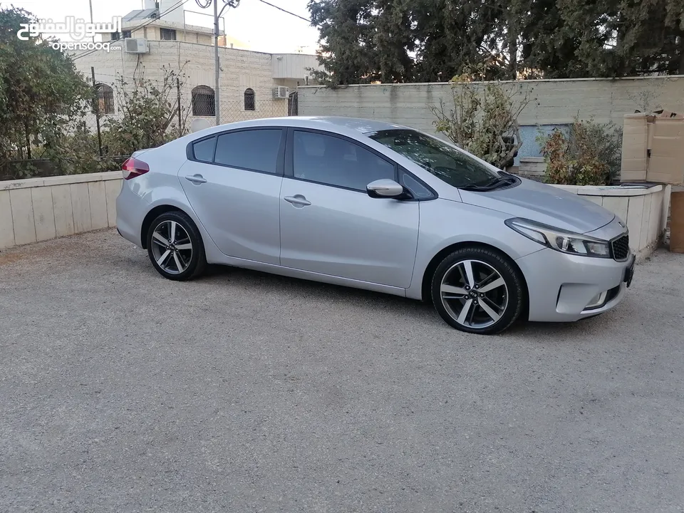 كيا K3 / ماتور 1600 / ديزل / موديل 2017 اصل كوري / فحص نخب / الأكثر طلبا