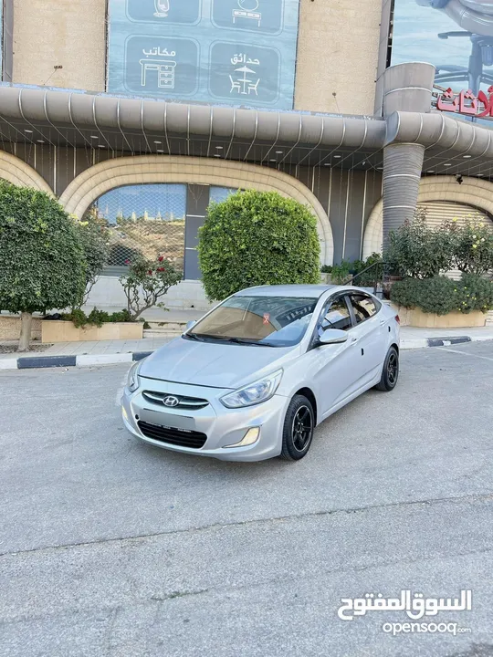 هونداي اكسينت.