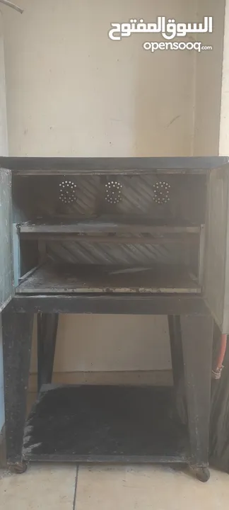 فرن عالغاز 45×60 مستعمل بحالة جيدة، عجلات للجر بحالة جيدة
