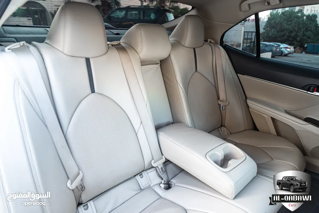 Toyota Camry Gle 2023  السيارة بحالة ممتازة جدا و قطعت مسافة 70,000 كيلو متر
