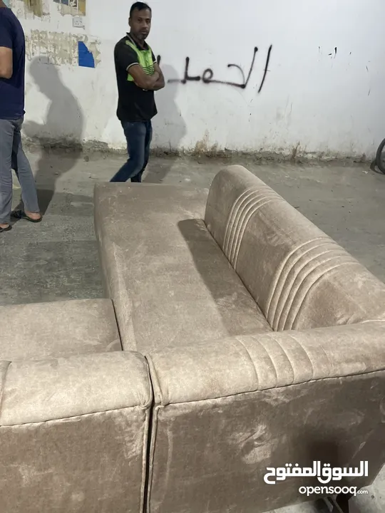 I seel this sofa