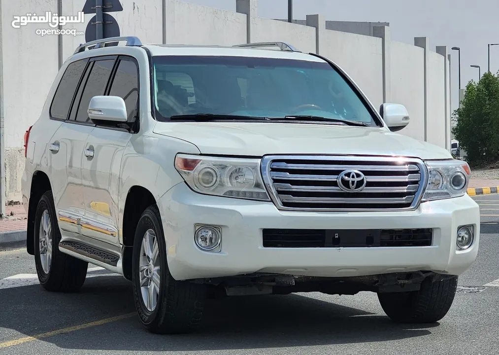 Toyota land cruiser vxr model 2014