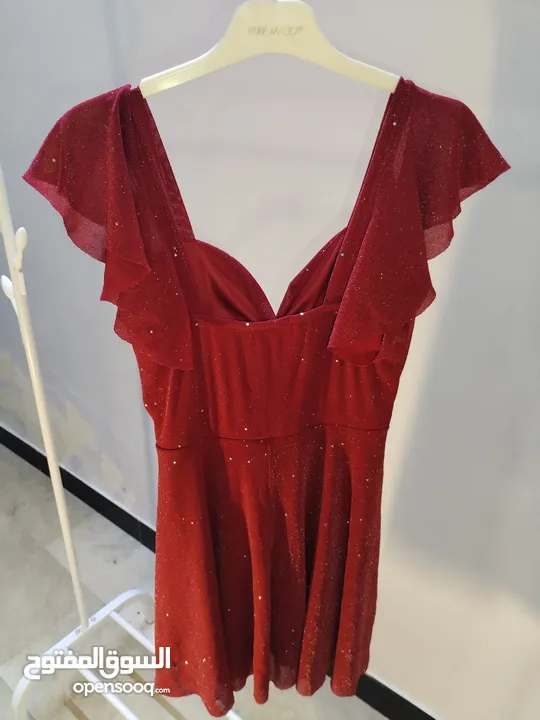 فستان مناسبة قصير لون ماروني - Opensooq