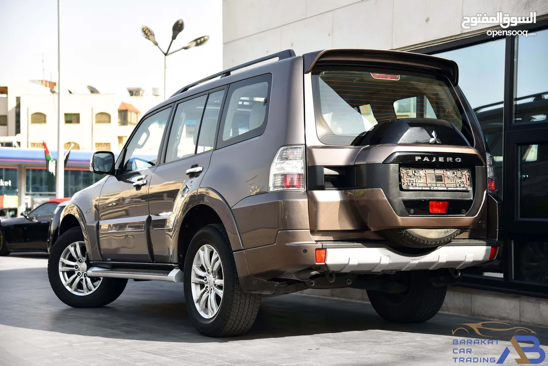 ميتسوبيشي باجيرو 2016 Mitsubishi Pajero GLS 3.5L V6