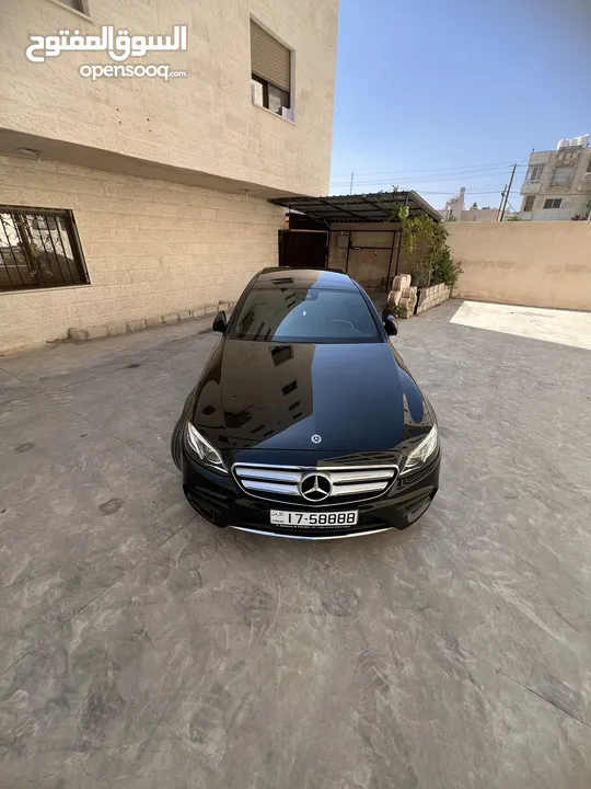 Mercedes-Benz E200(2017)