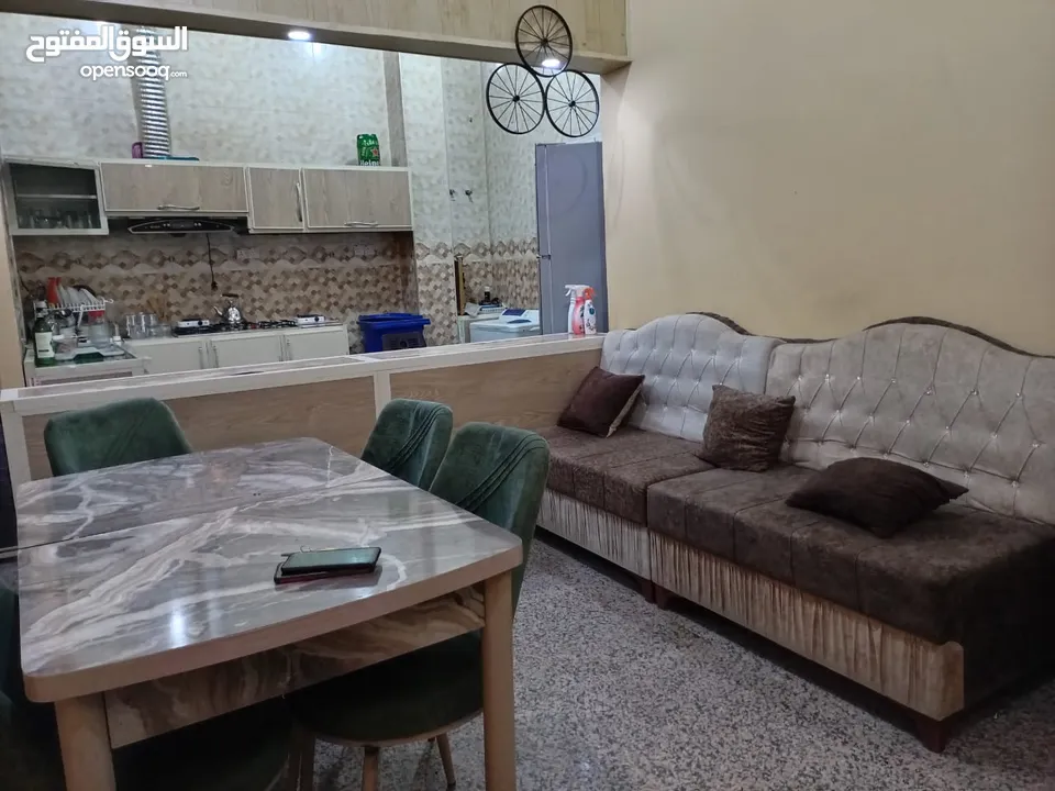 شقة أرضية مؤثثة للإيجار في الجزائر