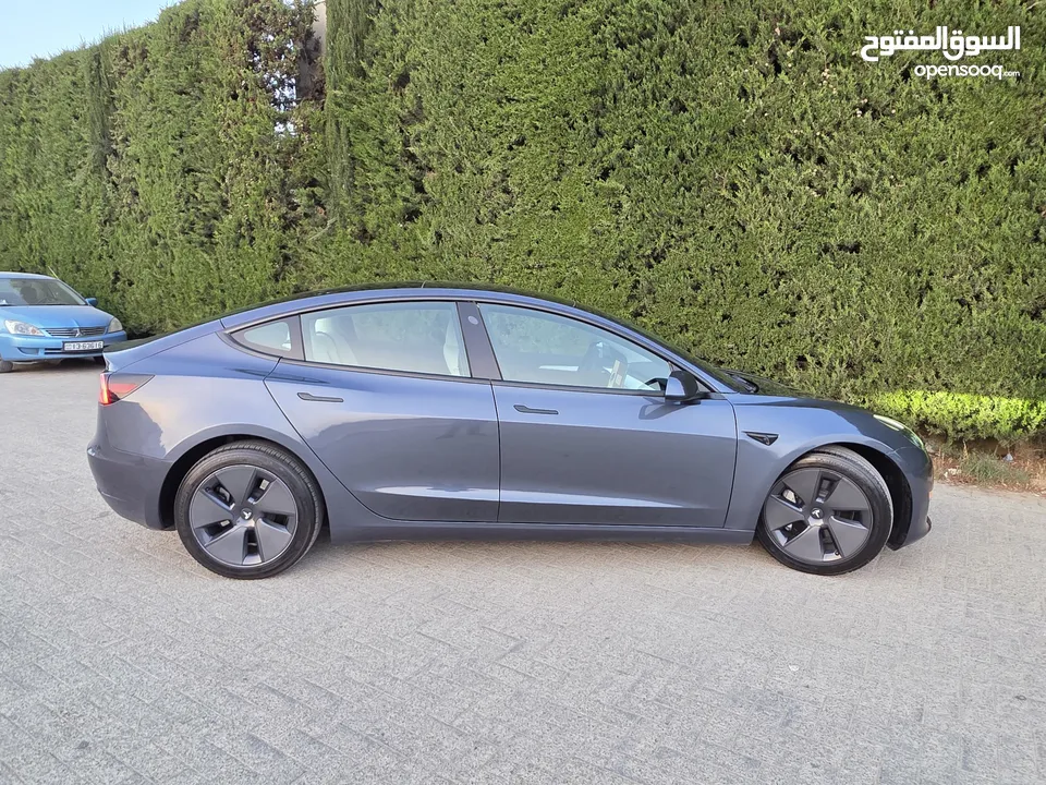 Tesla model 3 2023 ممشى قليل  فحص كامل أوتوسكور ق  B+(86)الوان مختلفه وداخلي ابيض او اسود واسعارر