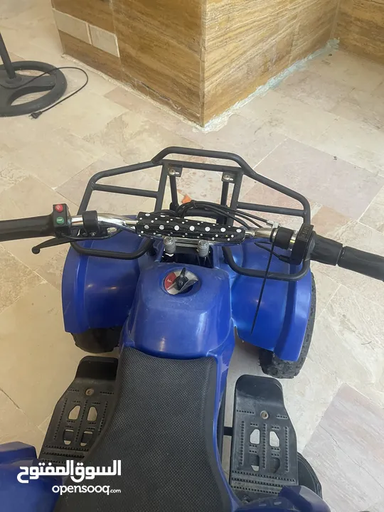 دراجة كهربائية أربع عجال