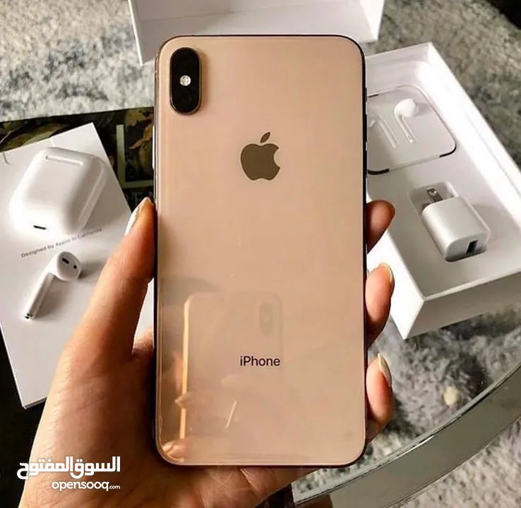 IPhone Xs ايفون