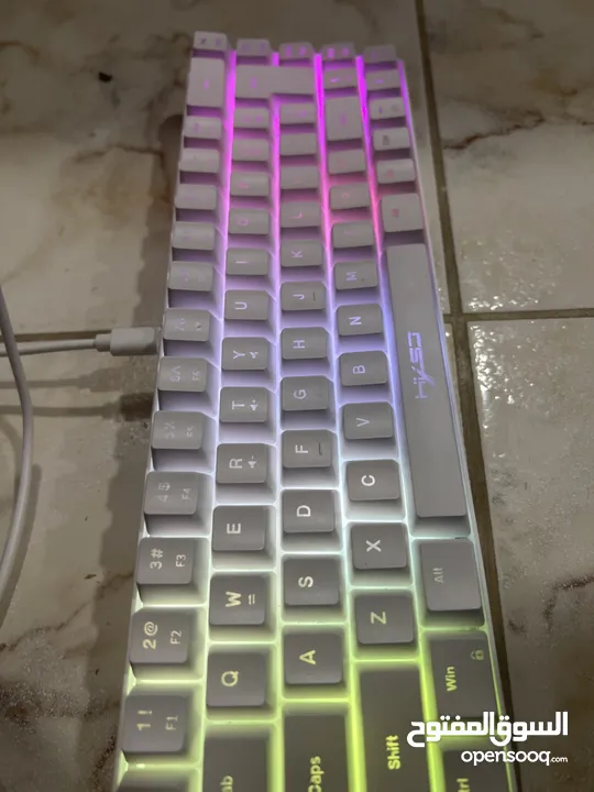 كيبورد وماوس قيمنق للبيع