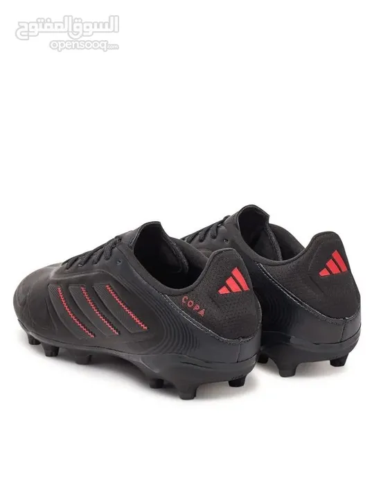 حذاء رياضي اديداس (كوبا لون اسود ) السعر 200 الحد الأقصى 180 الحذاء رائع جدا لا يفوت