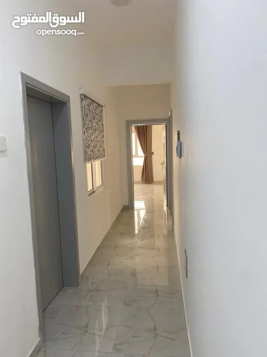 شقق للايجار فلج القبائل خلف تشاينا داون تاون وقريبه لميناء صحار flats in falaj