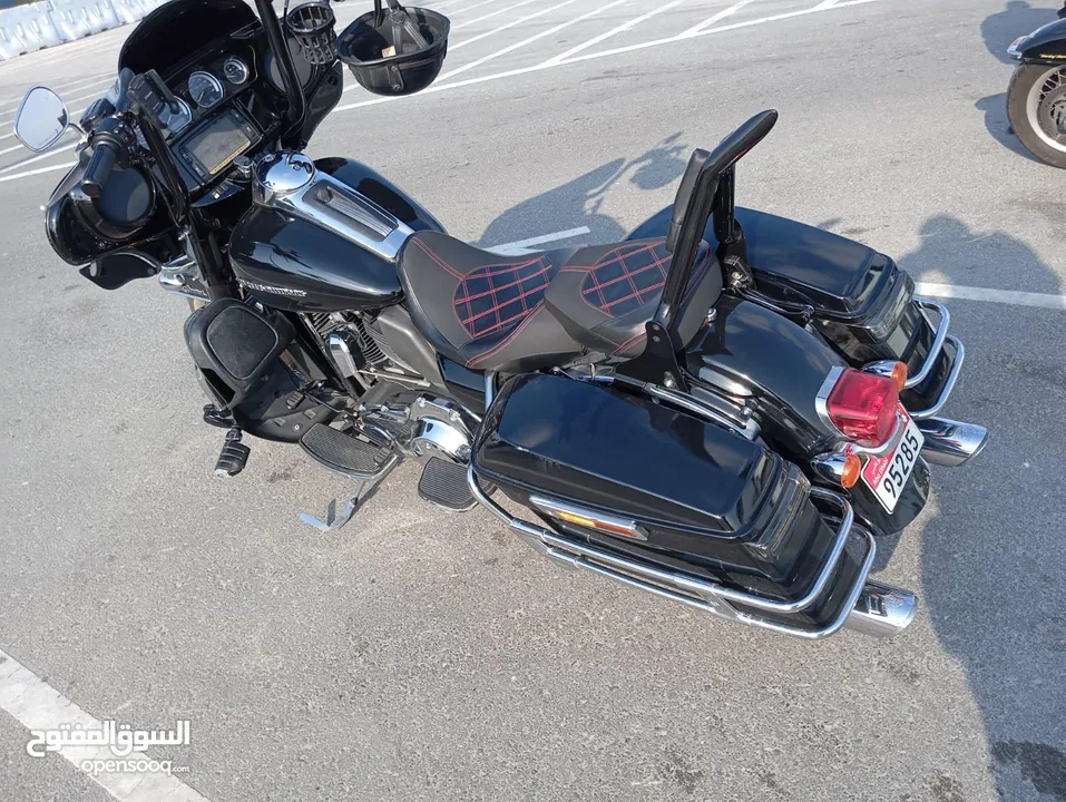 Harley Davidson - street Glide Ultra Limited 2015- GCC