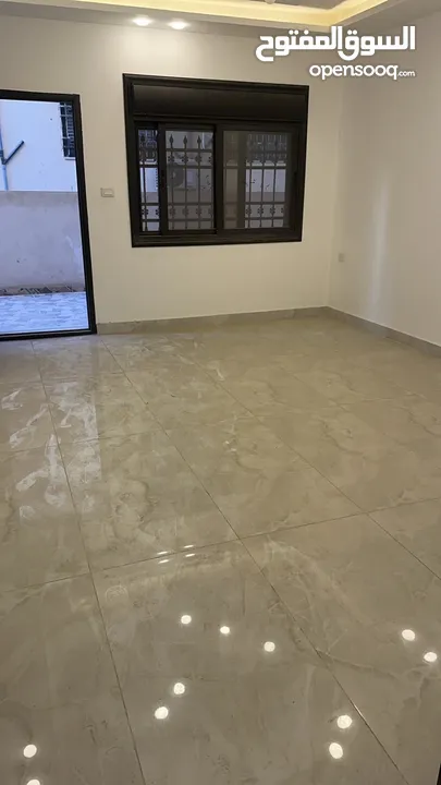 شقة جديدة للبيع بسعر مغري شارع الوينك من المالك مباشرة