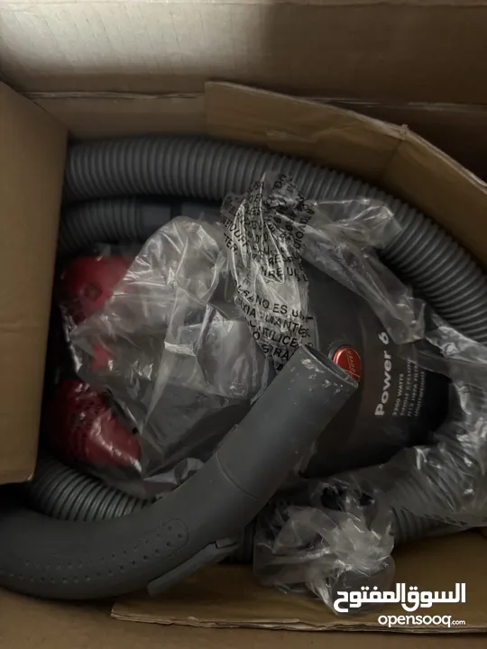 للبيع مكنسة هوفر كهربائية For sale, Hoover vacuum cleaner