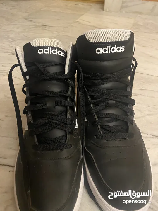 Adidas Hoops Mid بحالة الجديد بوت اديداس هووبس