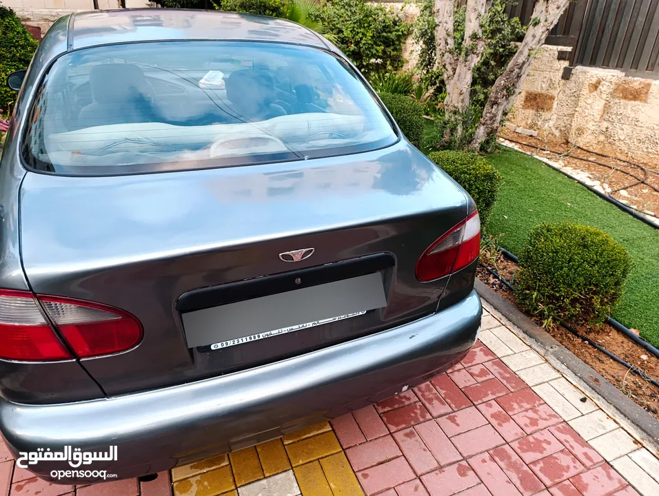 دايو لانوس للبيع متور 1500 بنزين خالية من الحوادث