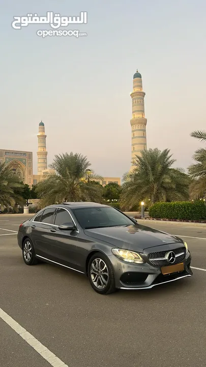 مرسيدس c300 موديل 2018 نظيف جدا