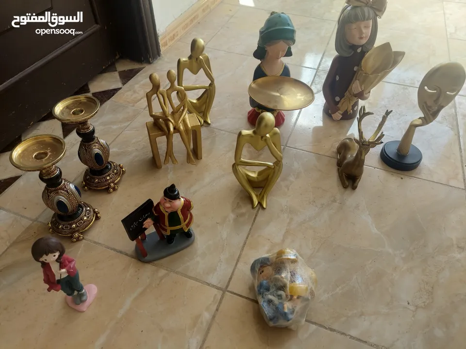 تحف  وانتيكات للبيع المستعجل استعمال خفيف