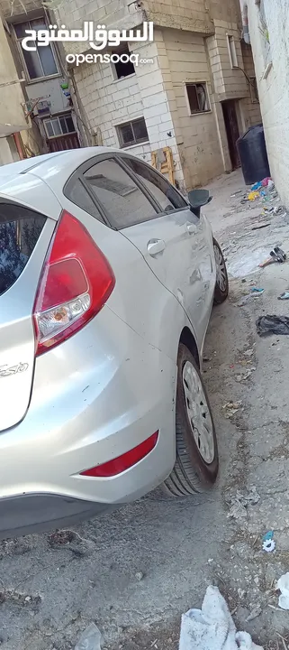 مطلوب سيارة مطلوب