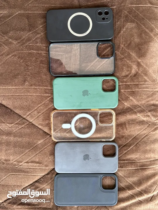 iPhone 12 Blue  نظيف من غير خدوش  غير مفتوح مع الكرتونة الاصلية