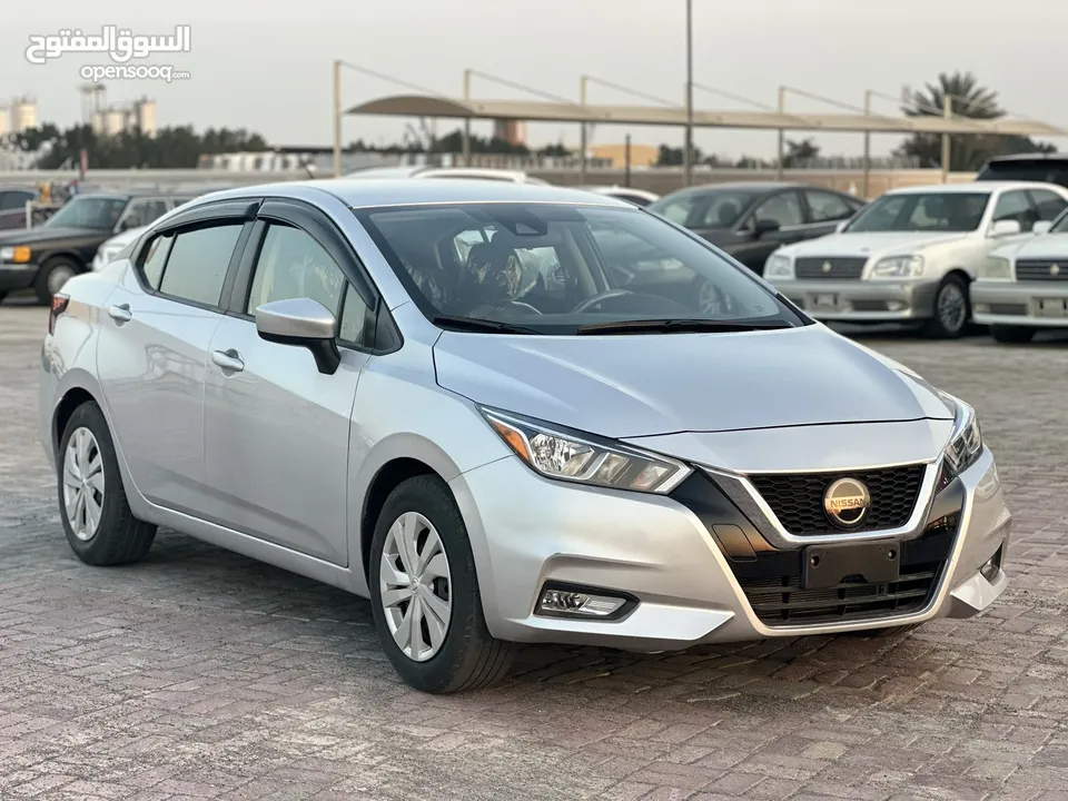 Nissan Versa 2020