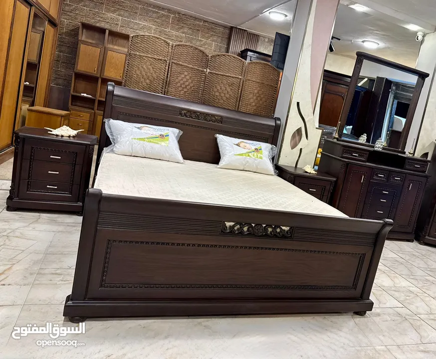 غرفه نوم ماستر مع ملحق إضافي لاتيه أندونيسي قل لاتيه 18 مع زان مغ إستعمال بسيط