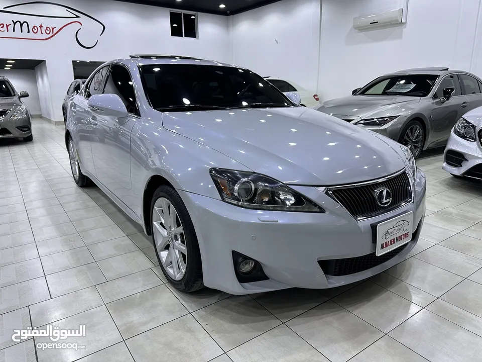 2011 LEXUS IS300 Very low Km