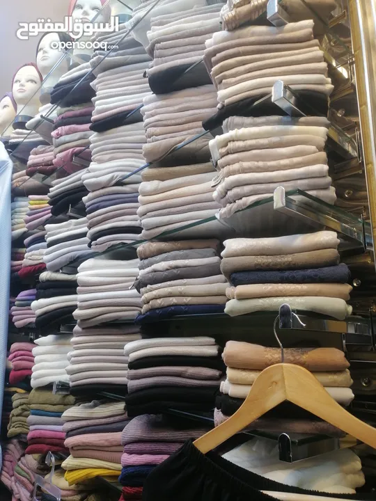 محل تجاري شالات وعبايات