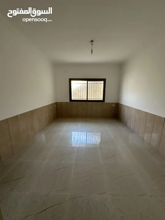 شقة للبيع او للبدل علي سيارة